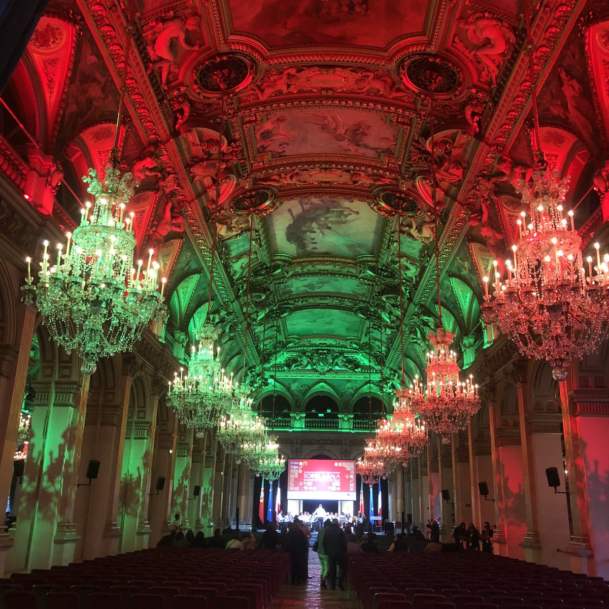 g_garrigos's tweet photo. Célébration de la 1e République du Portugal une soirée amitié 🇫🇷 🇵🇹 où la musique, la solidarité, la jeunesse était à l’honneur #BeatrizSilva #lucianaCado #Avria #MarianaRamos #Elsinha #StomyBugsy 👏🏼 @capmagellan pour le programme et l’organisation @hermanosanches @FlorianSitbon https://t.co/MIv4w93Ofm