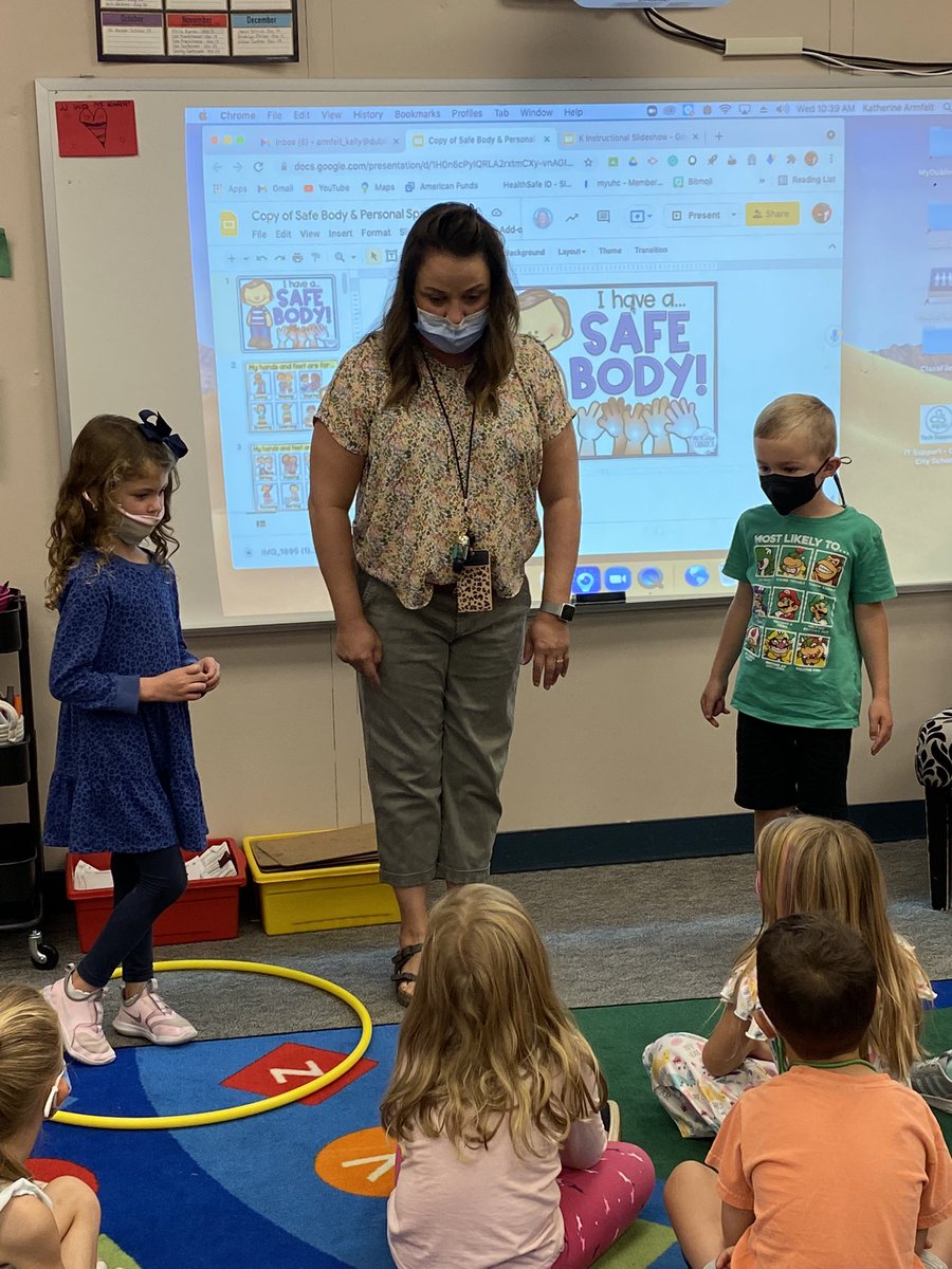 Kellyarmfelt's tweet photo. Learning about bubble space, self regulation and safe bodies with Mrs. Strine. #guidanceforthewin https://t.co/vWVx3FRMFp
