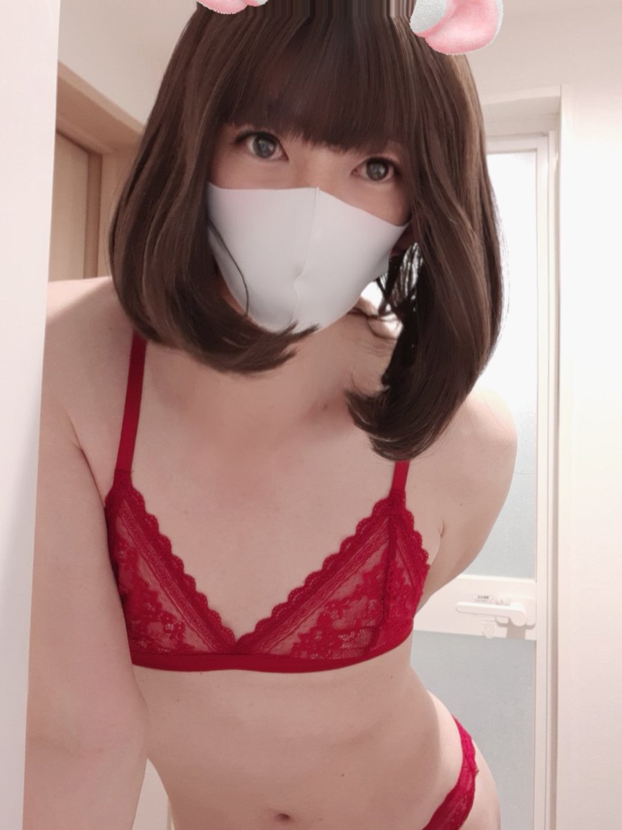 下着女装ペニクリ 男の娘の下着で 興奮するの?w おっぱい無いけど… ペニクリ付いてるけど… 勃起してるか見せてみなーw #男の娘 #女装 #女装男子 #女装子 #crossdresser #偽娘 #伪娘 #sissy #男の娘と繋がりたい #女装さんと繋がりたい #女装男子は自撮りを ...