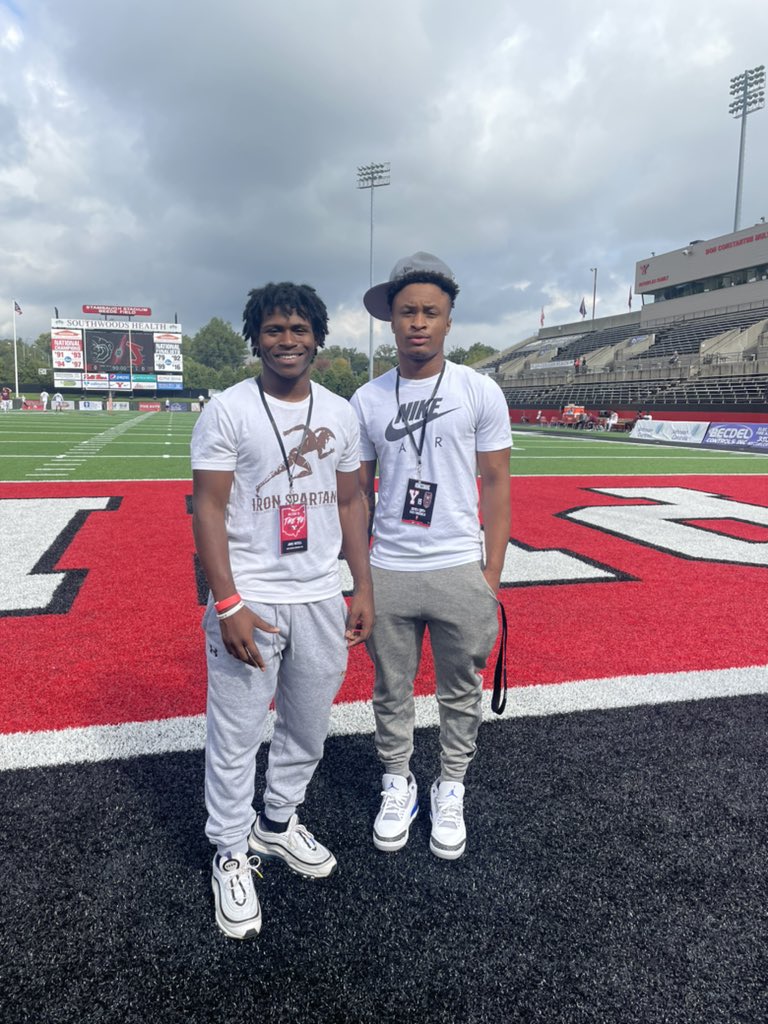 Had a great time <a href="/YoungstownStFB/">YSU Football (Archived) - now @ysufootball</a> thank you for having me! <a href="/1TimJohnson/">Tim Johnson</a> <a href="/Coach_Sinagoga/">Josh Sinagoga</a>