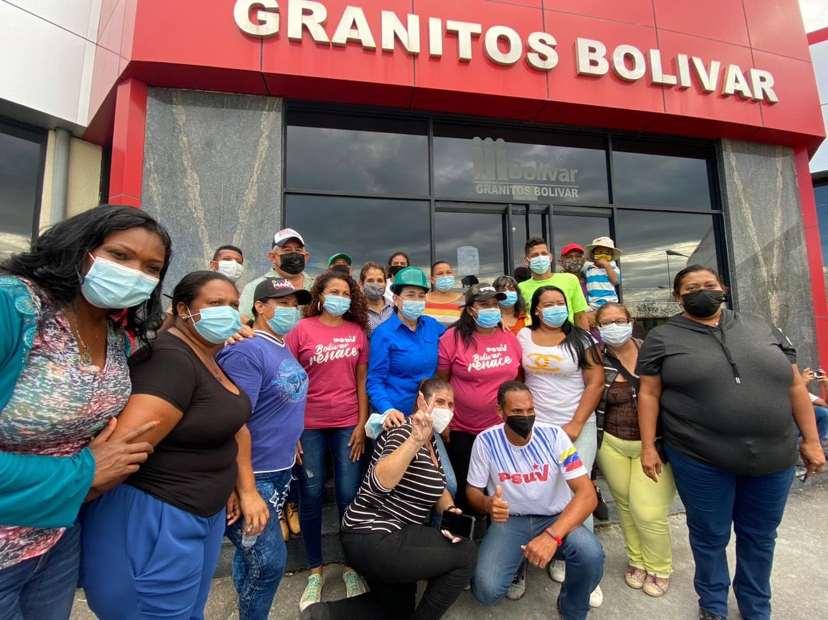 amarcanopsuv's tweet photo. Visité con @comandosergioh una tremenda empresa de Granitos. Vamos a meterle fuerza a la productividad por la Patria @NicolasMaduro tenemos los recursos naturales , el mejor talento  humano y las ganas de hacerlo porque BOLÍVAR TIENE CON QUÉ!!! @TareckPSUV https://t.co/KHiDjbpd13