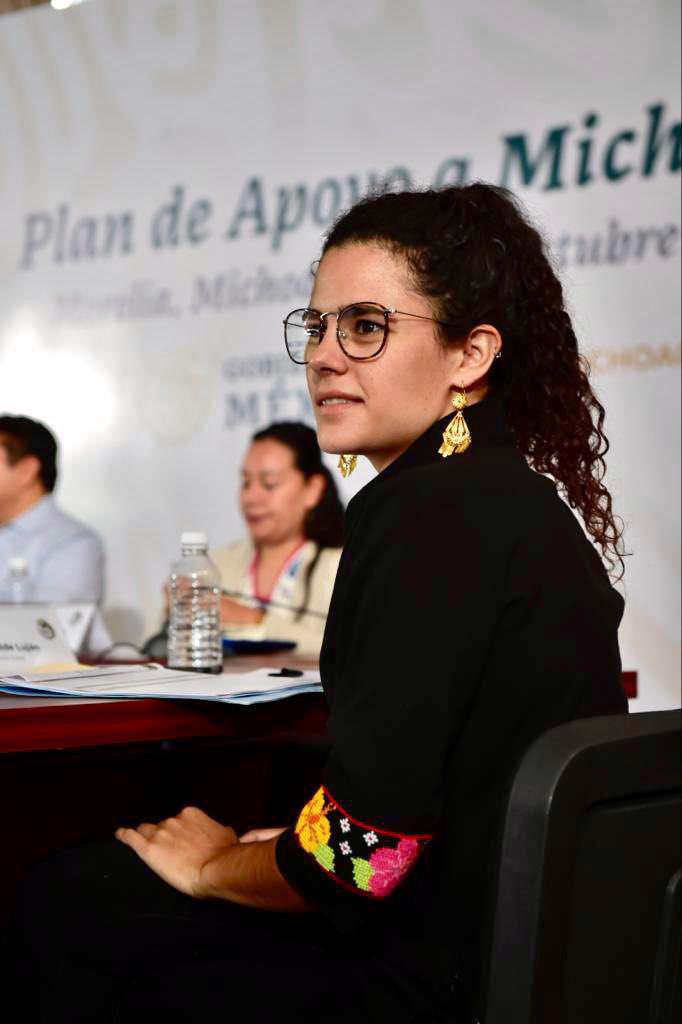 En Morelia, convocados por el Presidente <a href="/lopezobrador_/">Andrés Manuel</a>, refrendamos el Plan de Apoyo a Michoacán. 

El <a href="/GobiernoMX/">Gobierno de México</a> respaldará al gobernador <a href="/ARBedolla/">Alfredo Ramírez Bedolla</a> con programas como <a href="/JovConFuturo/">Jóvenes Construyendo el Futuro</a> para brindar oportunidades que abonen a la paz, bienestar y trabajo para el pueblo michoacano.