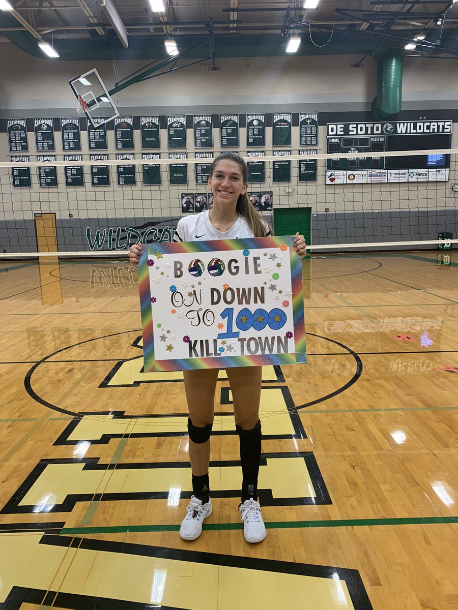 BellJaylyne's tweet photo. Joined the 1,000 kill club today! https://t.co/qYeecvKEql