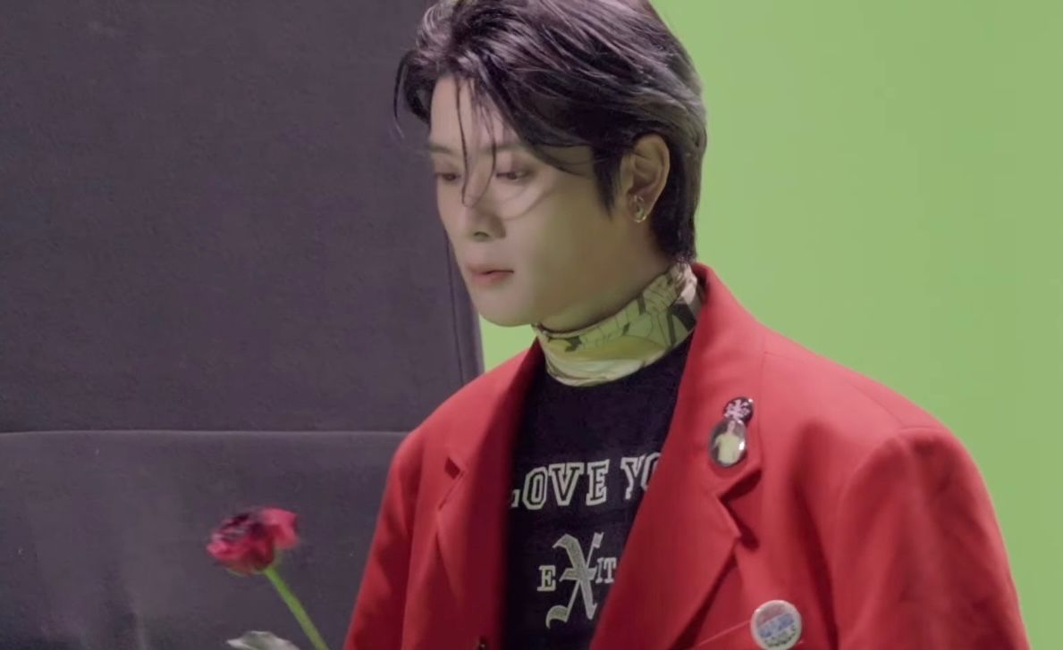 hourly jaehyun tweet media