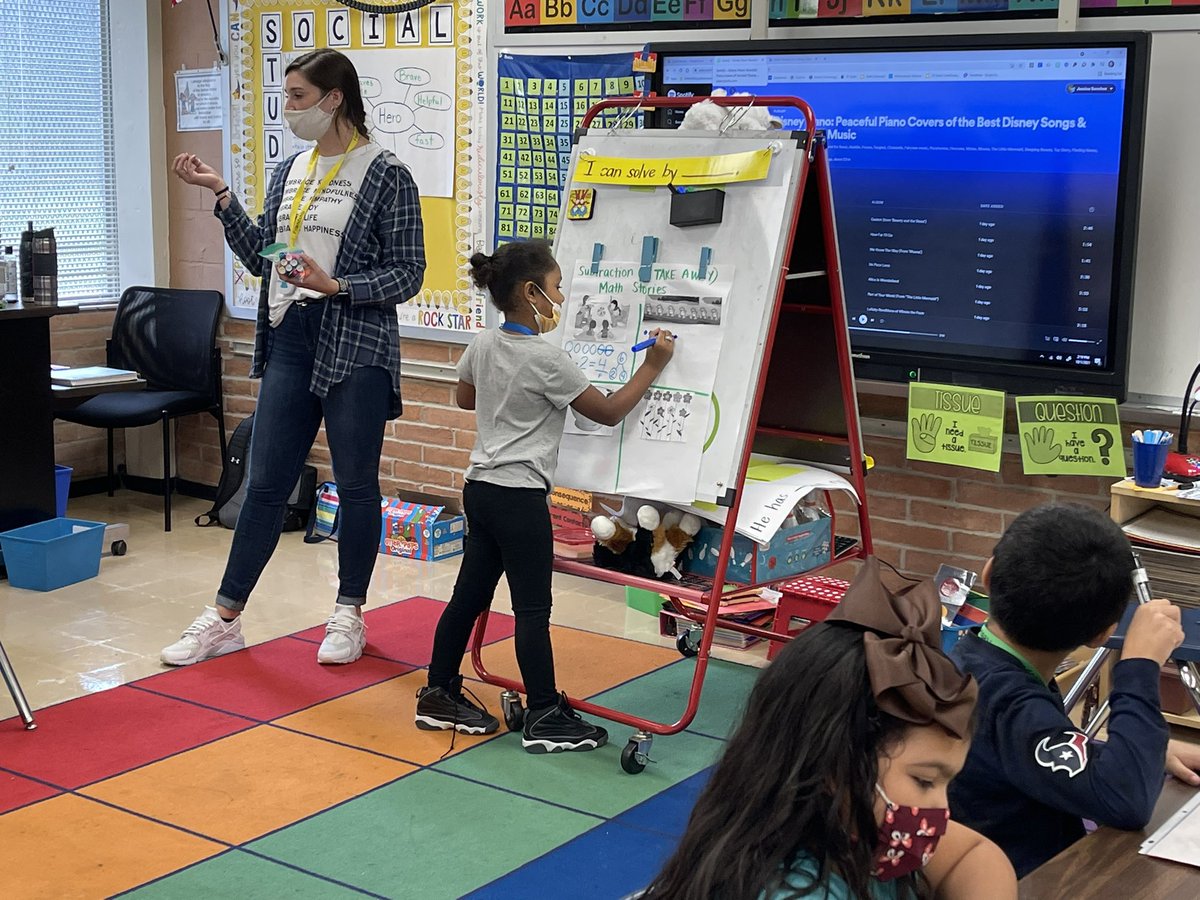 JAS_teach's tweet image. My student teacher, Ms. Fischer, is doing such an amazing job with our firsties this year! It’s really a joy to watch her learn, grow, and teach these little people @WorshamES_AISD #AldineForward #ACElevelup