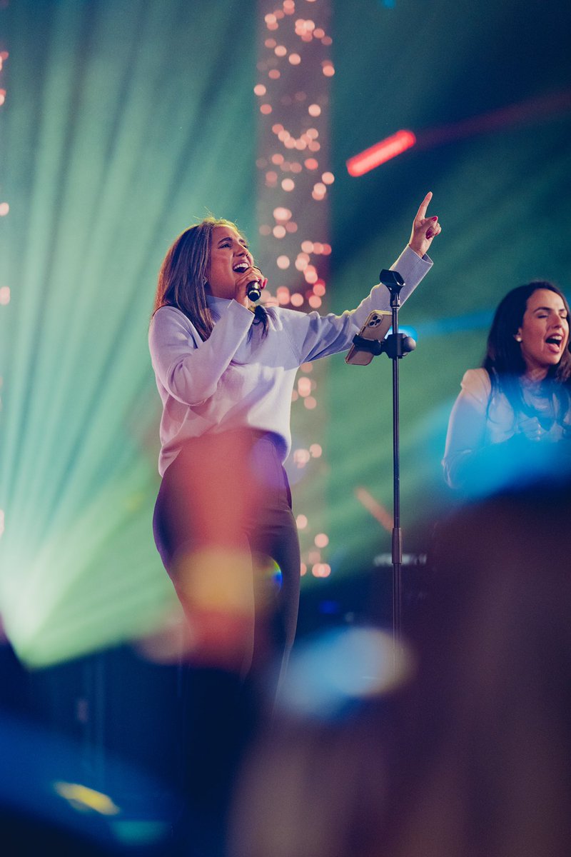 officialnewwine's tweet photo. Some moments from this weekend with the NW fam at #CAP2021🔥🙌🏼 we love worshipping with y’all! 
——
Algunos momentos con la familia de NW en CAP❤️ Nos encanta adorar con ustedes! https://t.co/GudDi0Fx2o