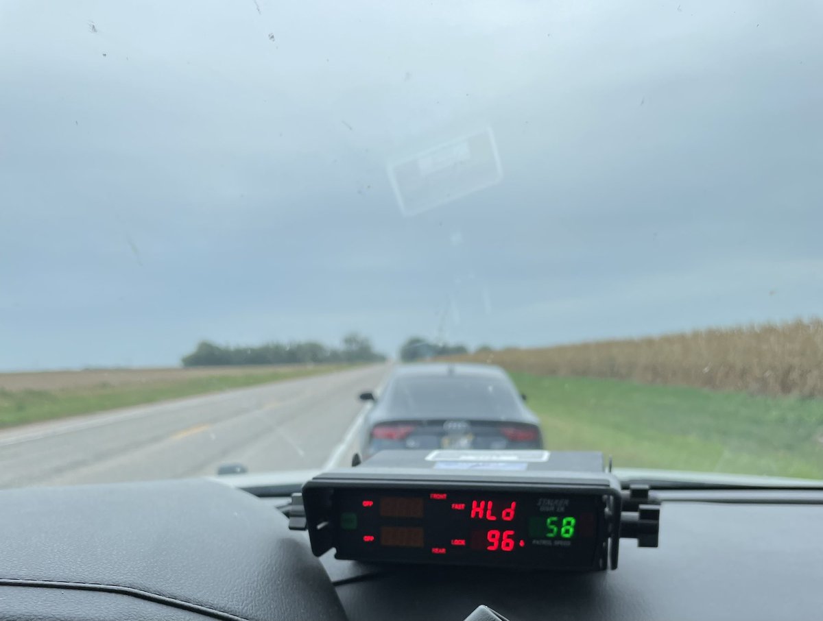depfrankDCSO's tweet image. Dangerous speeds on one of the deadliest highways in Nebraska…Way to fast!!  #SignHere #SlowDown #SpeedKills @DodgeCosoNE