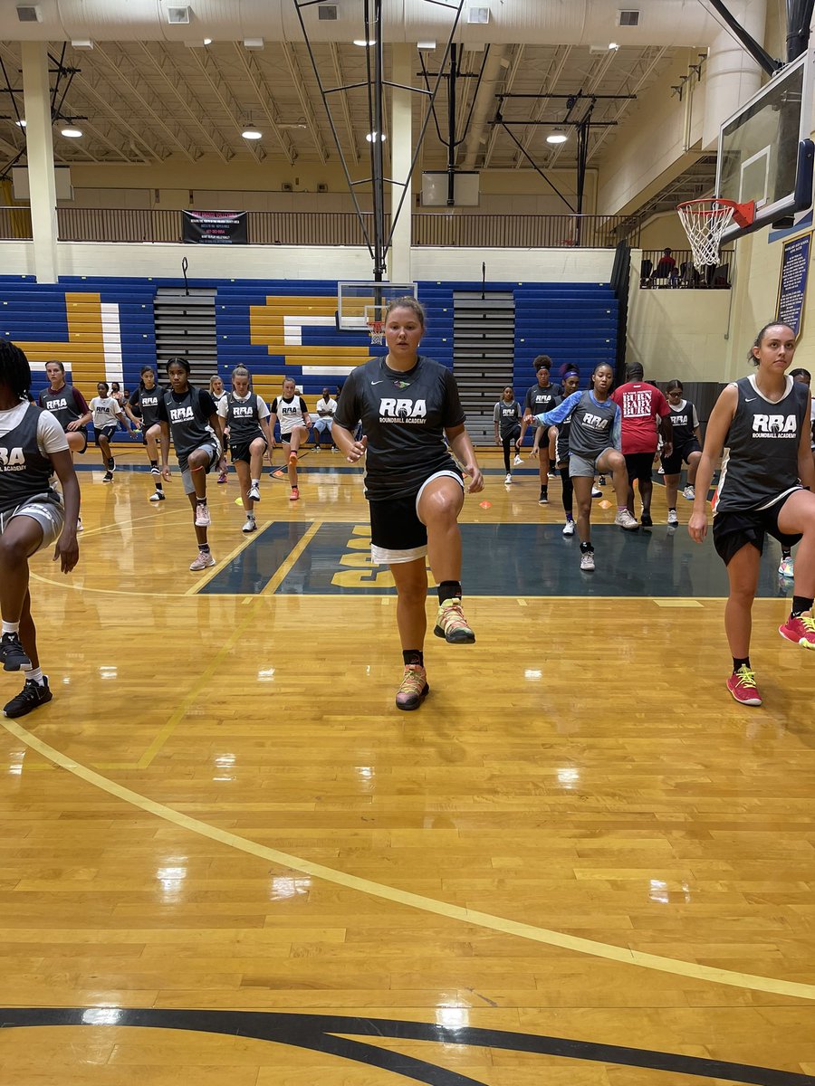 BatsonBBall's tweet photo. One of my favorite trainers we see is @Excelspeed12 Kids love him &amp; they never touch a basketball at his station. Big props for always keeping the ⚡️on. Miracle worker. #SpeedKills #AlwaysFast Always brings the juice 🧃 

@RBA_events @EssenceGirlsBB @InsiderExposure @coachkent02 https://t.co/Pvrvo2bPyP