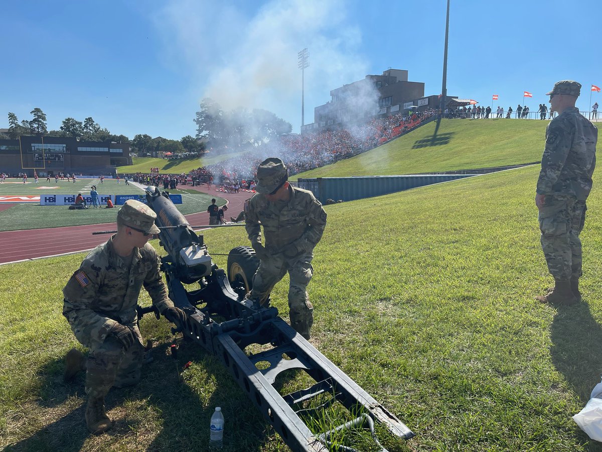 shsuArmyRotc's tweet photo. Probably the best club and organization on SHSU’s campus. We’re a bit biased though. https://t.co/ZOKhjWzEIk