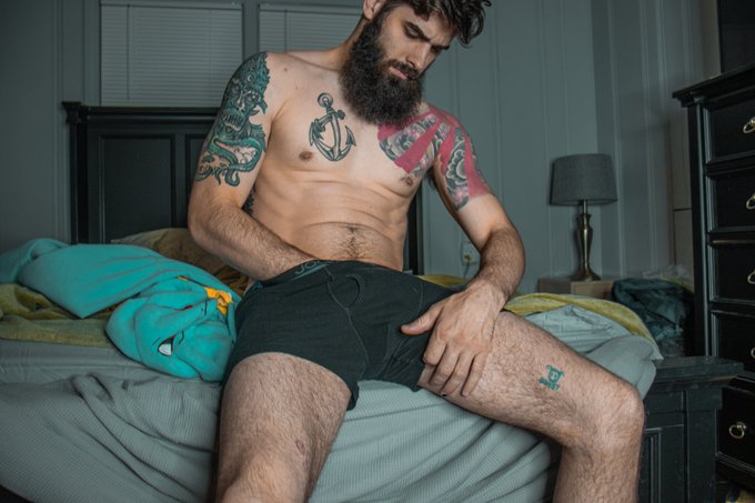 Watch axlerodstewart's leaked NSFW photo on TwXstars