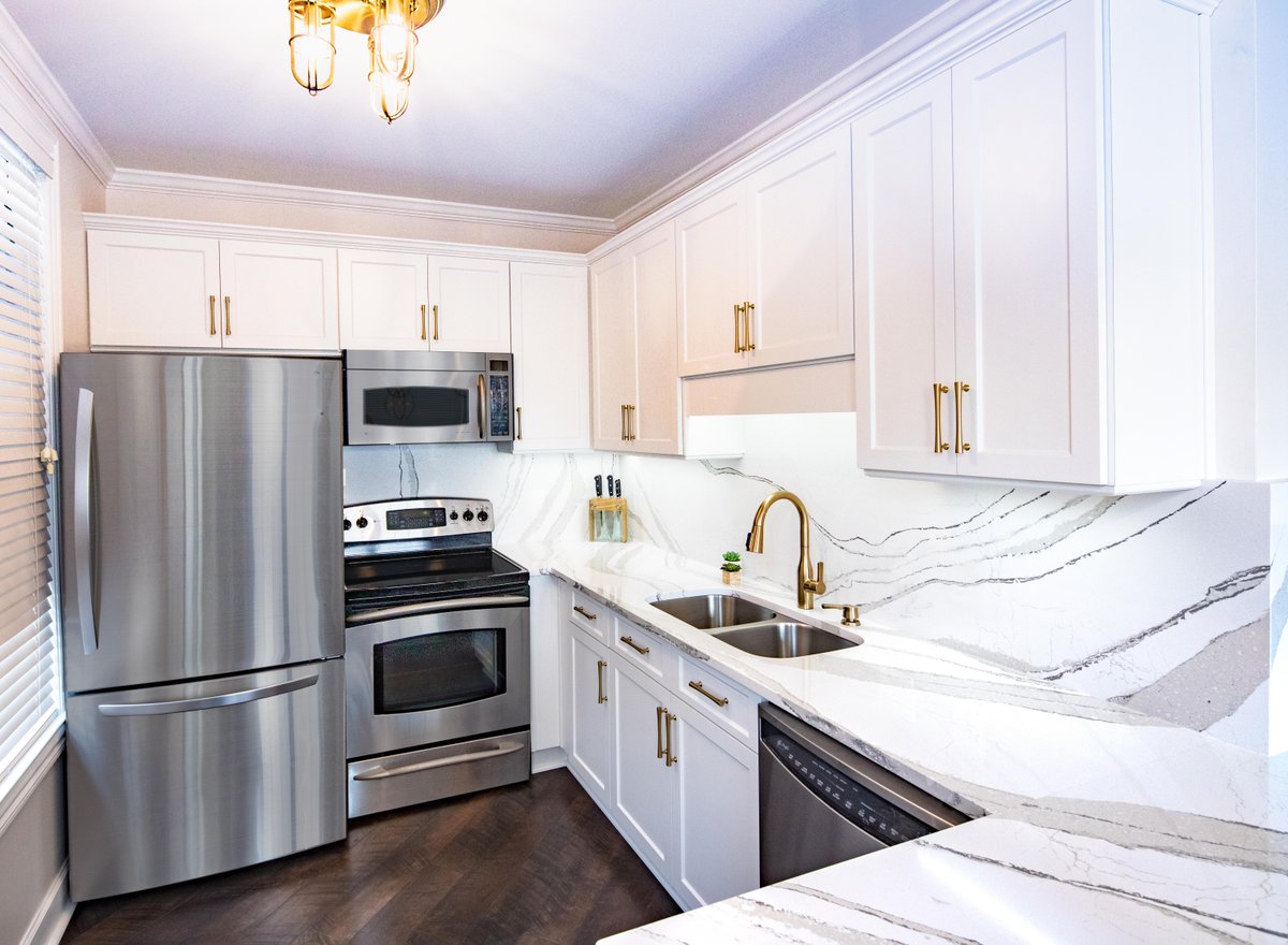 What before and after dreams are made of 💭 Find out how we can help your remodel dreams come true: thd.co/2WHnIIG