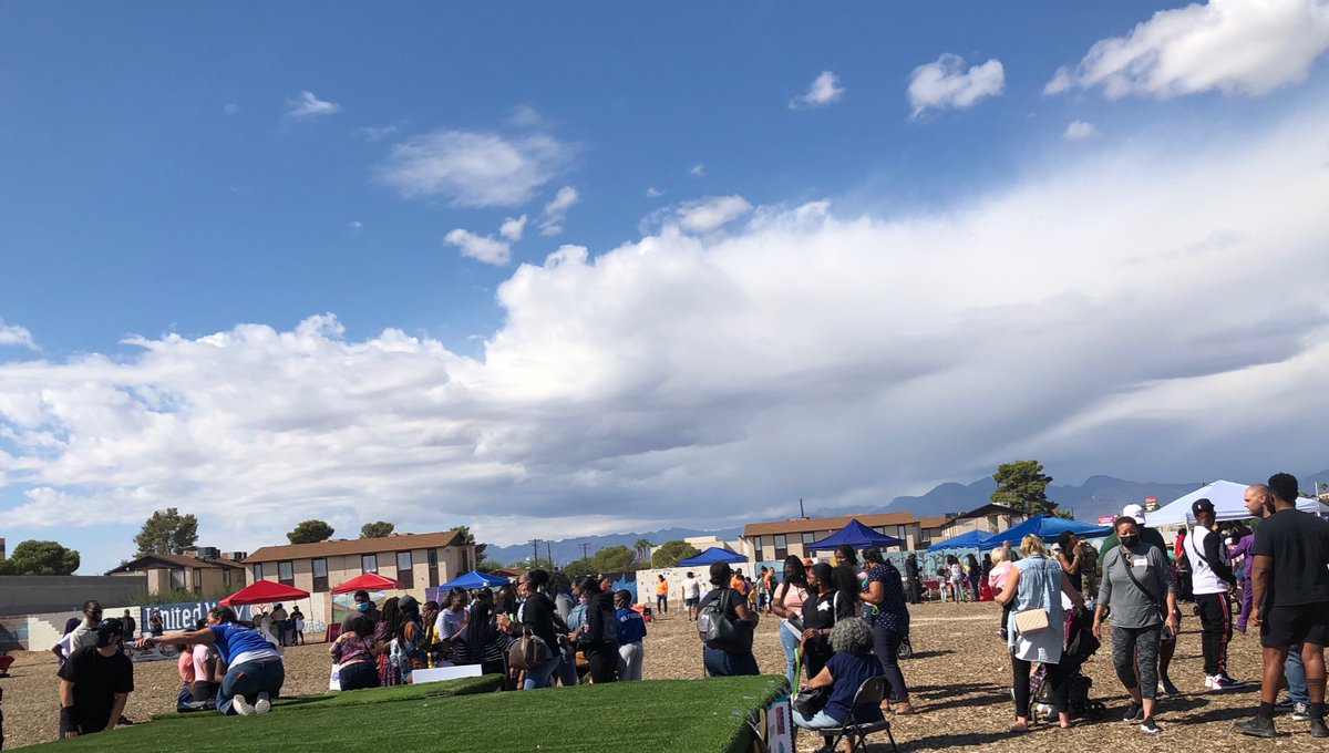 BrittMiller4AD5's tweet photo. Great event today at #StepUpforKids at @VegasRootsCG! Glad to see so many community partners there! @CAANevada @MiFamiliaVota @ttyler72 @TamekaHenryNV https://t.co/nt0oZeCYE0