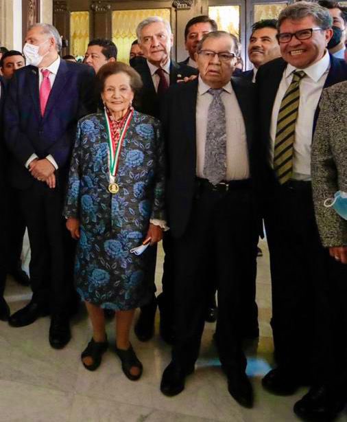 AriPeralta90's tweet image. Demócratas izquierdistas 

La historia se repite, @IfigeniaMtz, @RicardoMonrealA y @PMunozLedo, unidos haciendo frente a la oposición. 
Interesante será ver a esta tercia en los próximos meses.

¡Mensaje contundente!