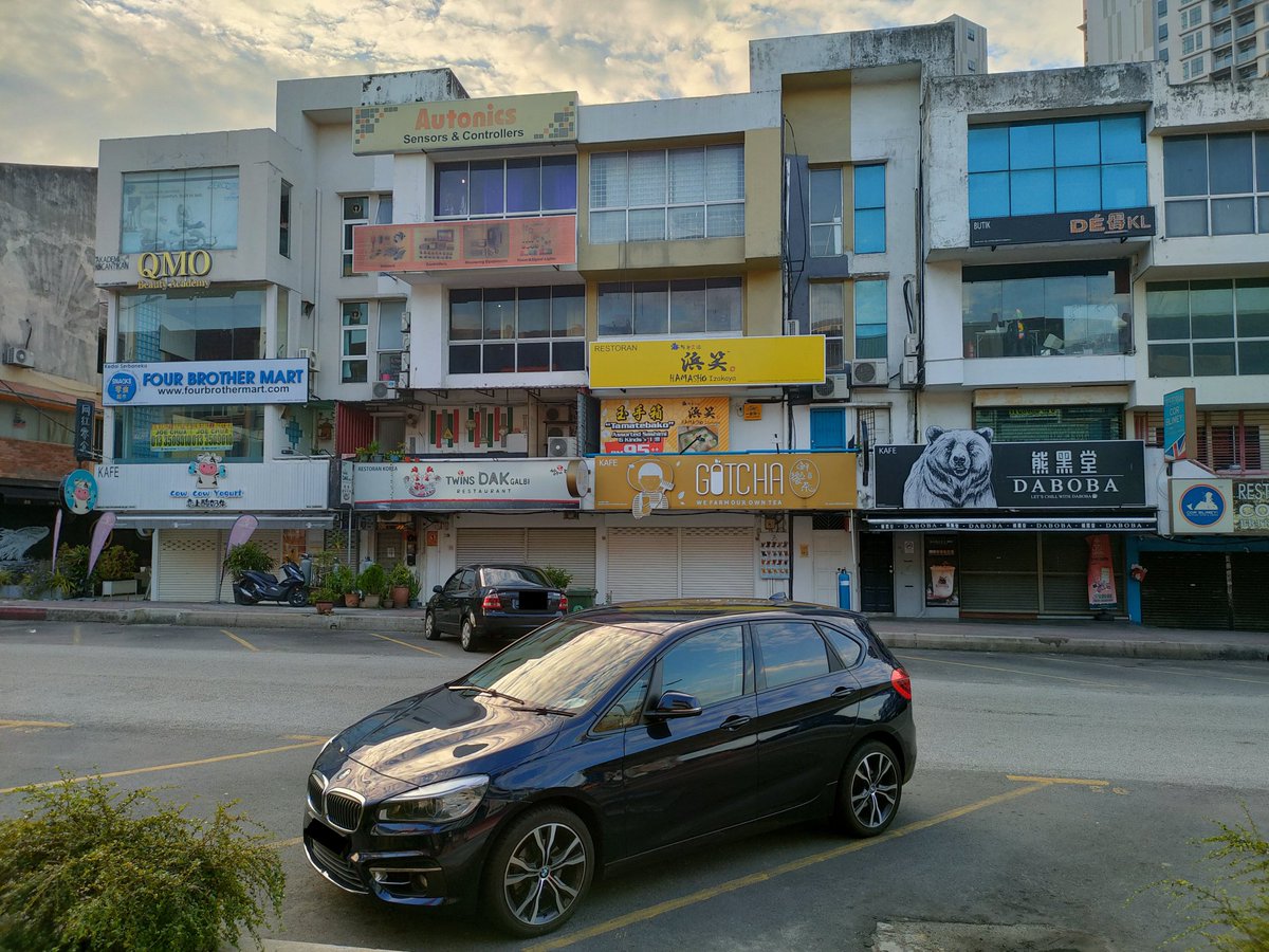 Azfar suka jual Proton🍉🪐🏴 tweet media