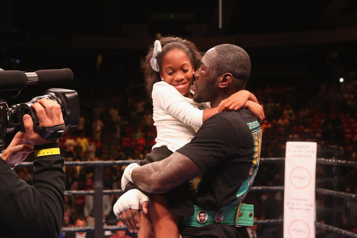 Deontay Wilder worked four jobs to support his daughter who was unwell and to give her better care.

He began boxing to gain money for his daughter, and he was still working his regular jobs.

He is the American dream.
He is an absolute legend.

Respect Wilder. #FuryWilder3