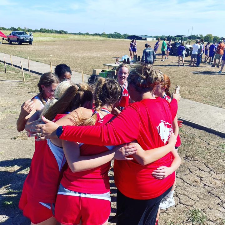 Hard work pays off!
Excellent work ethic &amp; dedication = 🥇

🏆 The LOMS Lady Buffs XC team came home District Champions 🏆

Congratulations to these ladies and their coaches! The future is bright in Lone Oak! 

<a href="/LOISDAthletics/">Lone Oak Athletics</a> <a href="/linzykayy/">lindsey buhler</a>
