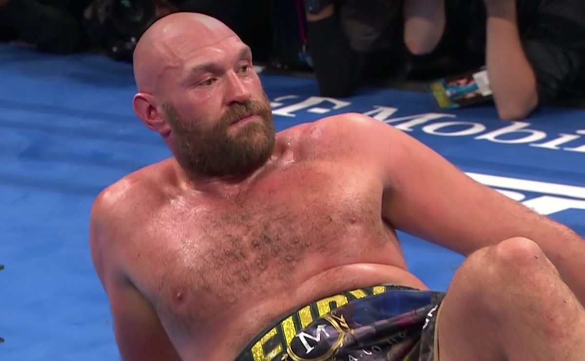 BleacherReport's tweet photo. THIS FIGHT.

#FuryWilder3 https://t.co/ntHfzqRc63