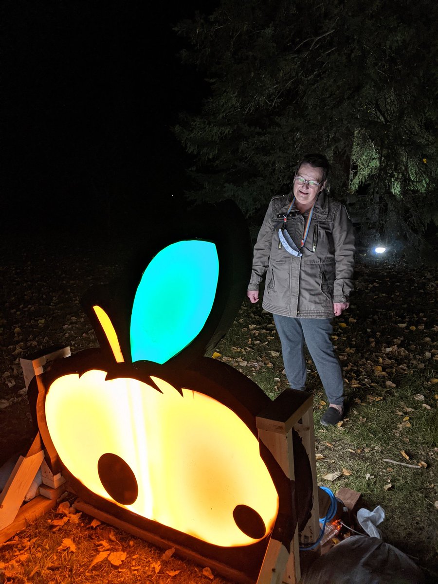 MsBarringtonCG's tweet photo. Have you been to #igNIGHT yet? There is one more night to check it out! Don't forget a @feedymm donation @ChristinaGFMPSD @FMPSD #IYFV2021 #feedymm #ymm https://t.co/Zsoh0psQuj