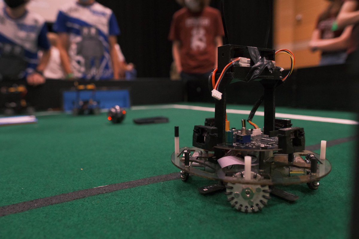 RoboCupJrQLD's tweet photo. Close up soccer 
#RCJQ #RCJA https://t.co/E6DgMl1ICw