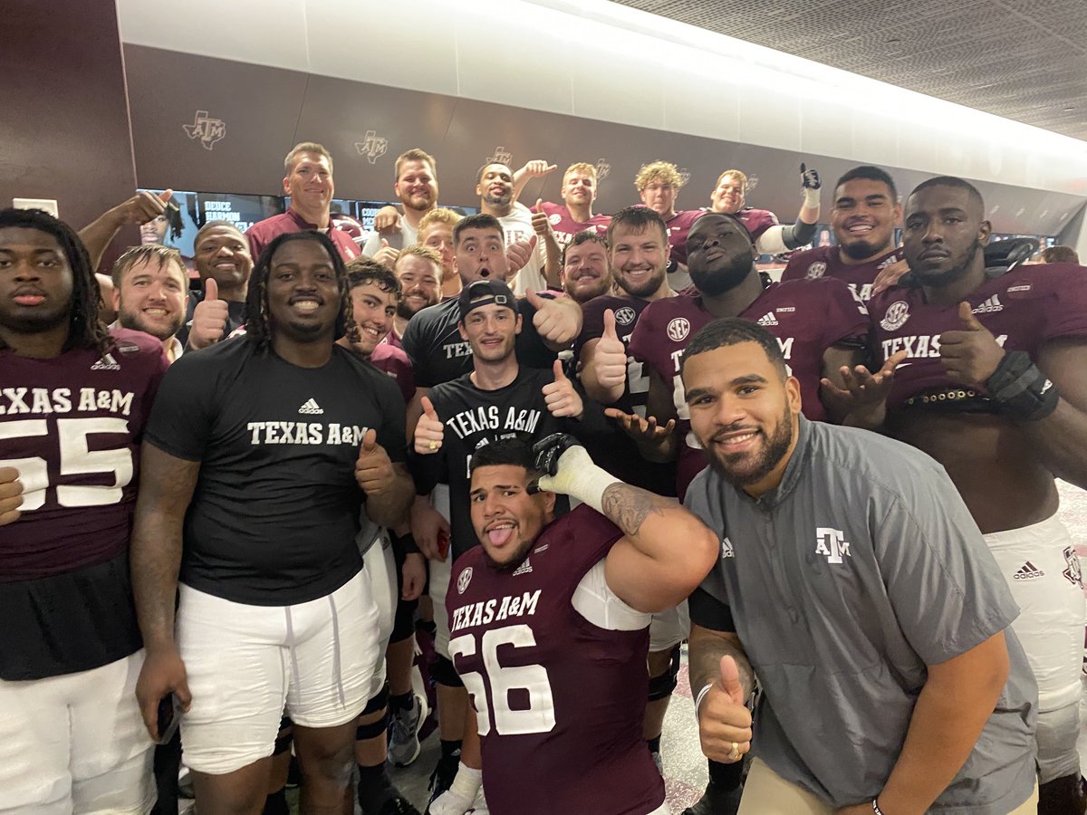 Coach_Henson's tweet image. Great TEAM Win👍‼️ 
Thank you ⁦@12thMan⁩ 👍‼️
#MaroonGoons #GigEm 
⁦@AggieFootball⁩