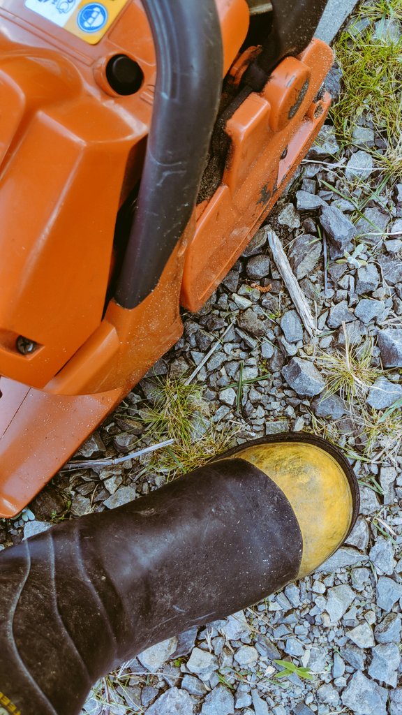 #bootsnbeats starting to warm up for the summer time with tracks like this open.spotify.com/track/4BBIhAwg…