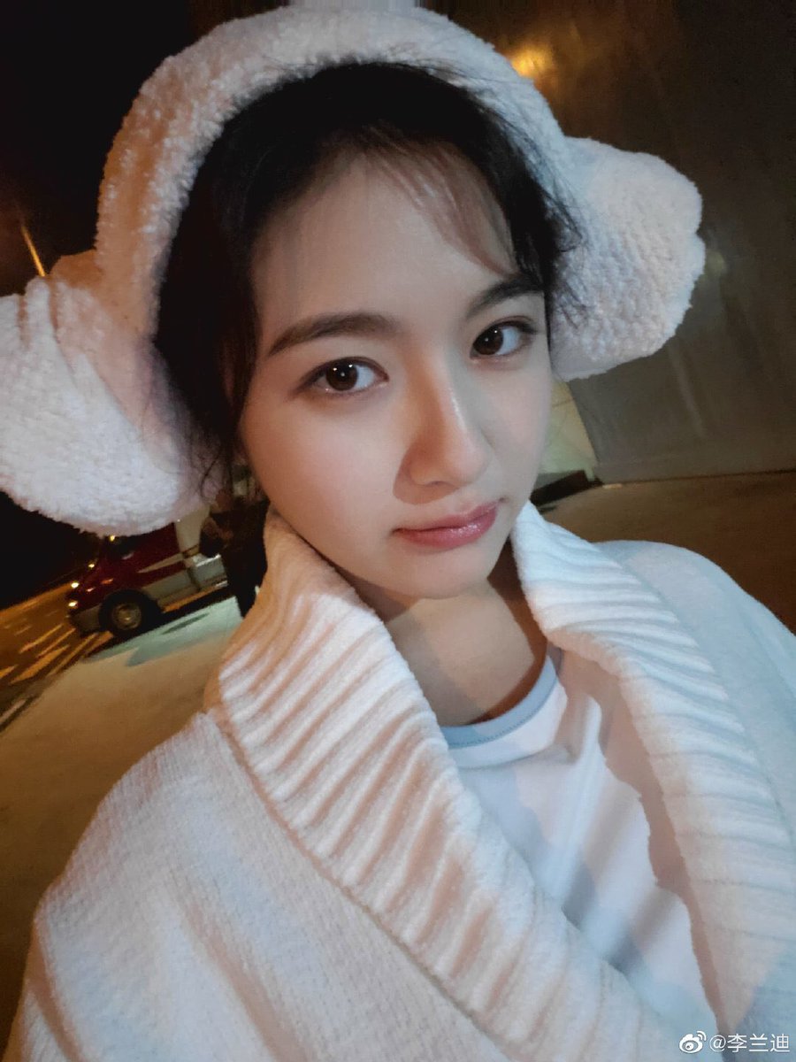 LILANDITH_'s tweet image. 🌾คิดถึงคนสวยหลี่หลานตี๋หรือยังคะ ตอนนี้ตี๋ตี๋คนสวยกำลังเร่งถ่ายซีรี่ย์อย่างต่อเนื่องเลย มาส่งกำลังใจให้ตี๋ตี๋กันค่ะ
#หลี่หลานตี๋ #lilandi #landyli #李兰迪