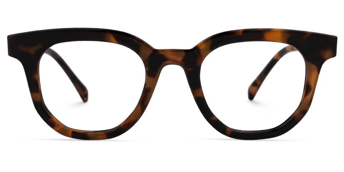 nataliesspoons's tweet photo. As an artist I feel obligated to wear the coolest statement glasses I can find. Shout-out to Zeelool for making that a reality for me on a budget. https://t.co/wLk4dAf0VD