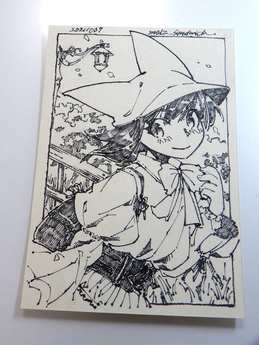 線画。結構にじんでますが、これも裏表逆なのかな…。手触りで分かるほどの違いが無いので、今後もこういうことはありそう。
#線画 #狐娘
