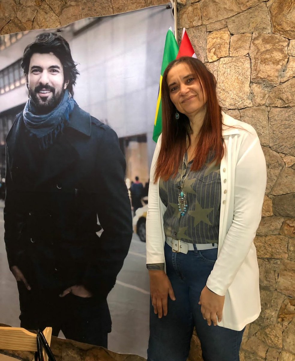 EnginAkyurekBRA's tweet photo. Hoje foi o encontro do nosso Fã clube em comemoração ao aniversário do ator turco mais amado do planeta😍😀
#EnginAkyürek 
#Enginfaz40 
#EnginAkyurekFãBrasil
#SignorinasAkyurek https://t.co/S8JOy5PWbP