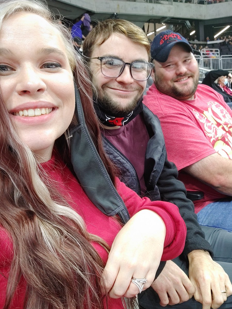 katiekatjackson's tweet photo. Hockey time 💙 #EveryoneForOmaha #OmahaHKY25 https://t.co/5dAHj0HF09