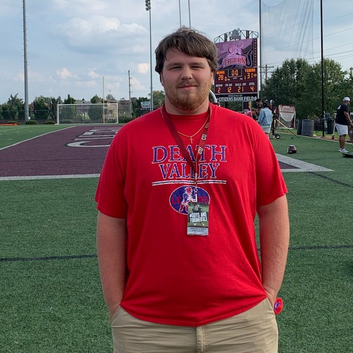 HStamper74's tweet photo. Thank you @PerryThomasCU @CoachGarnerCU @CvilleTigersFB for an AWESOME game day visit!!! Great win today and loved the atmosphere!!! #FightingTigers #5AVAGES https://t.co/xw0uaEiHOE