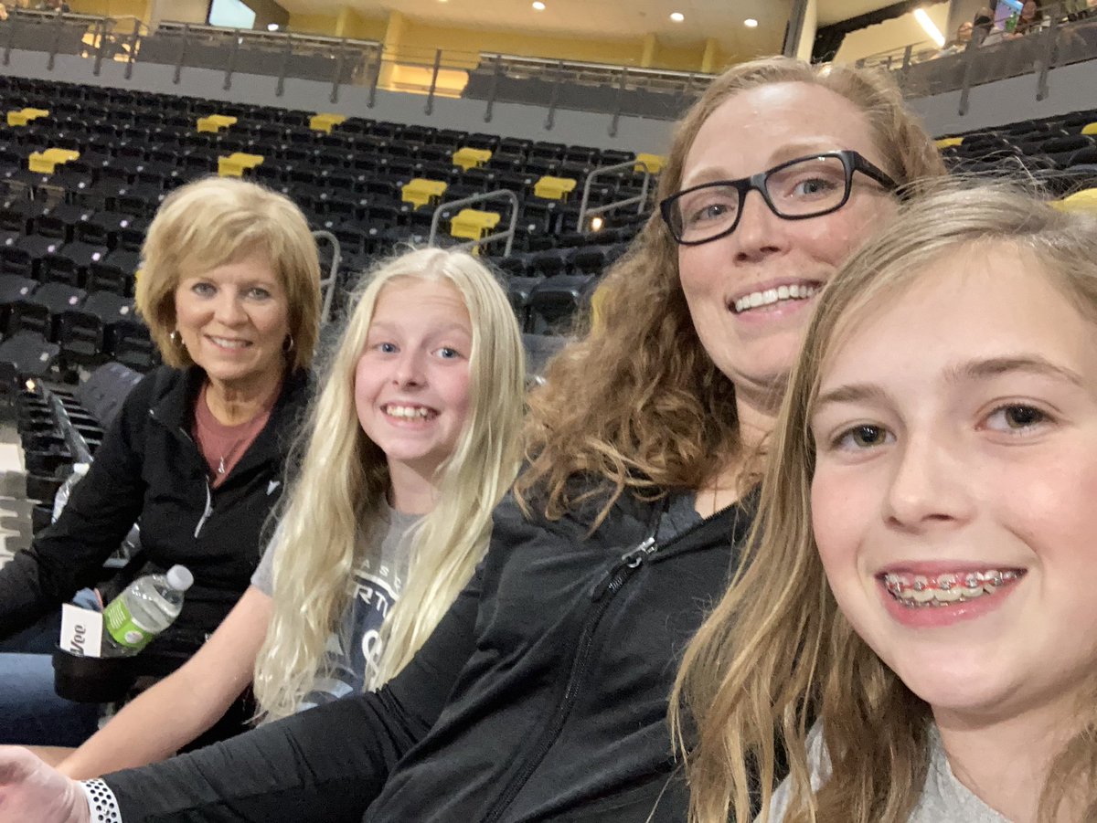 HNoll's tweet photo. Enjoying a great night of volleyball. #FightForIowa https://t.co/dudMhg6bdw
