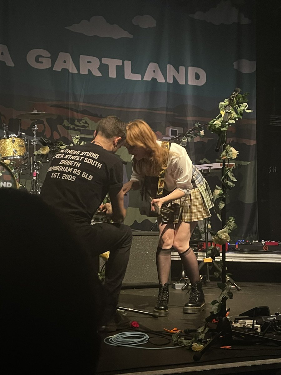 partyhelbig's tweet photo. ✨ Just Tech Queen Things ✨

@orlagartland #TourlaGartland #Tourla #WomanOnTheInternet #WOTI https://t.co/mY1gwAeevu
