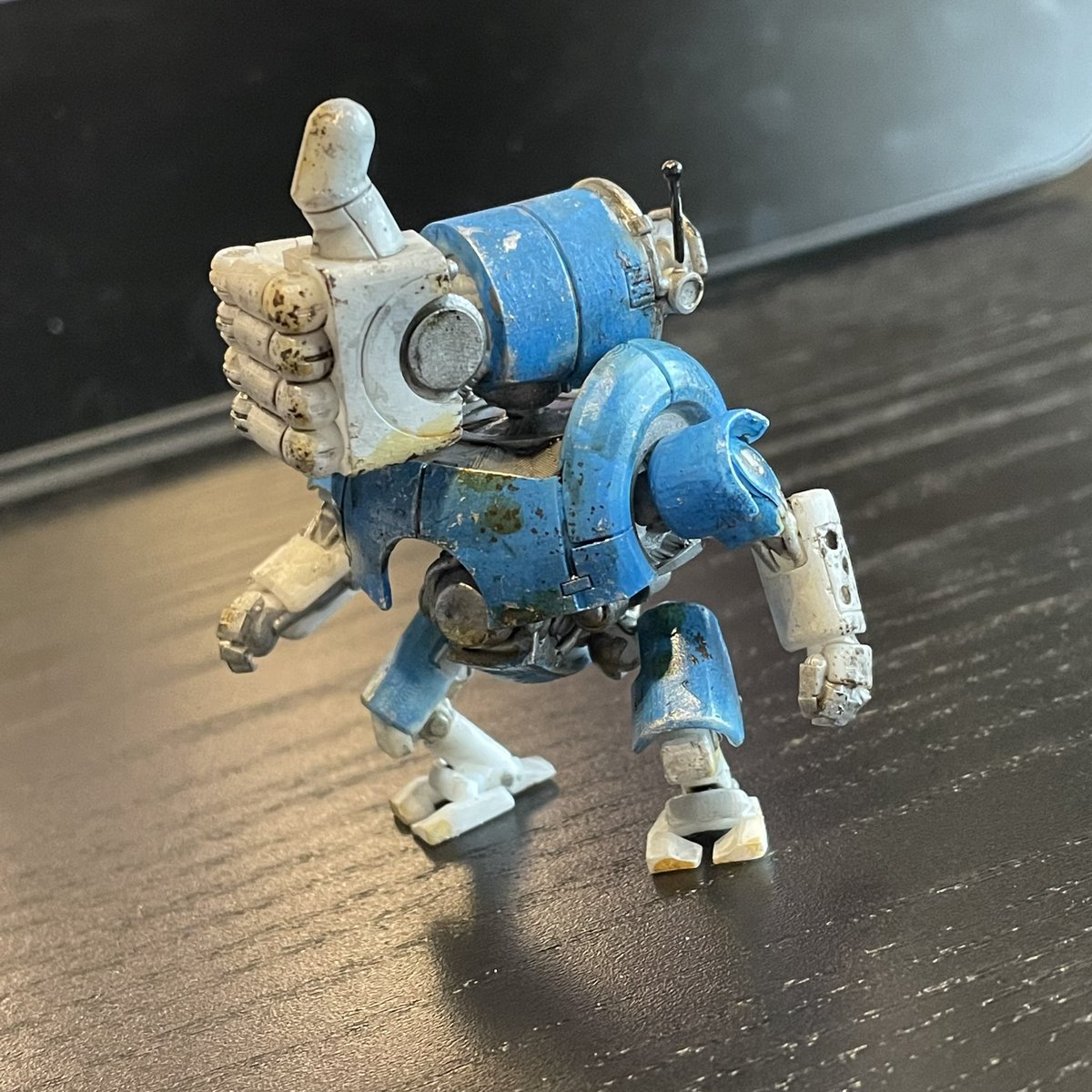creativemechncs's tweet photo. Face-bot! Inspired by @mrjakeparker
.
#mech #model #robot #appbots #robo #minimodel #modelpainting #miniatures #facebook #facebookbot #app #3dprinting #3dmodeling https://t.co/wEJ8I0iX3u