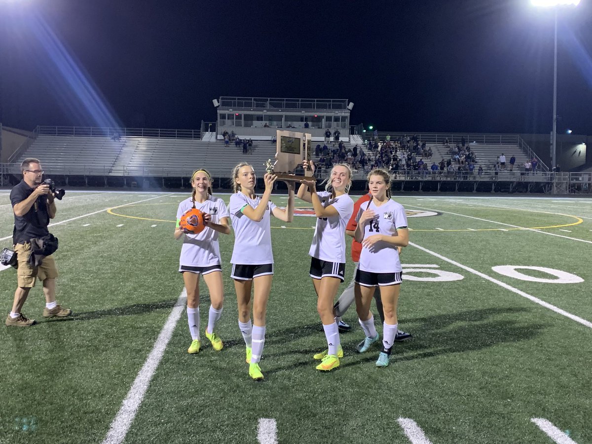 Panthers_AD's tweet photo. Girls Soccer Sectional Champs! https://t.co/1Hb8e4Qw2f