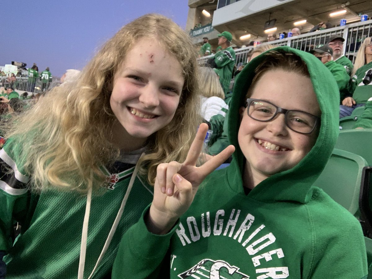 Go Green!  Boo Red!  #RidersLive
