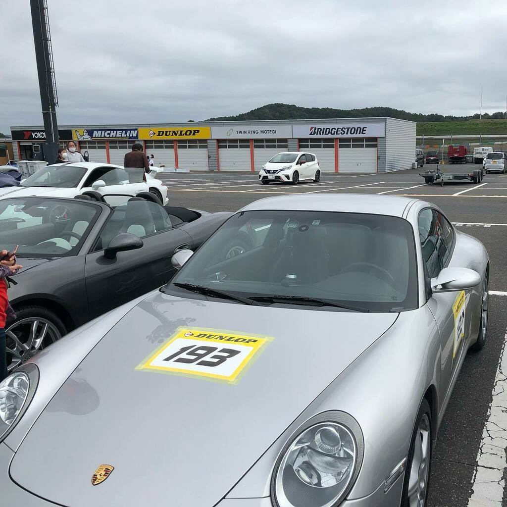 kayama1551's tweet photo. 今年もポルシェデー参加します！

今年は193号車です！

今回はガッツリはしらず、追い越し禁止クラスで、同乗者ありで走ります。

#idlers #porsche #ポルシェデー　#プロトラックス #protracks https://t.co/BGUK40bnKz