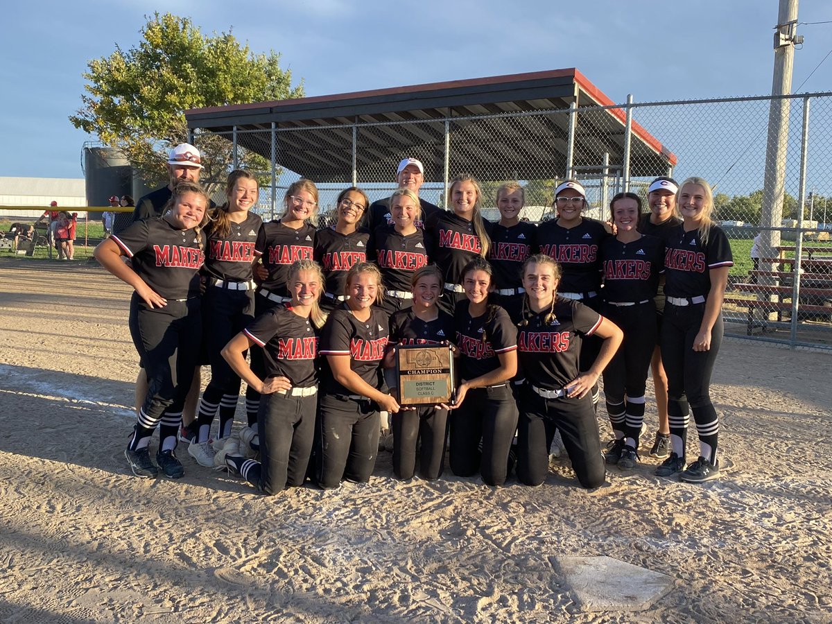 HaymakerSB's tweet photo. Nothing is impossible, the word itself say “I’m possible”! -Audrey Hepburn

🔴⚫️It’s a great day to be a Maker!🔴⚫️

C8 District Champs! 🥎🏆💪🏼 https://t.co/eVIOkXxAdD