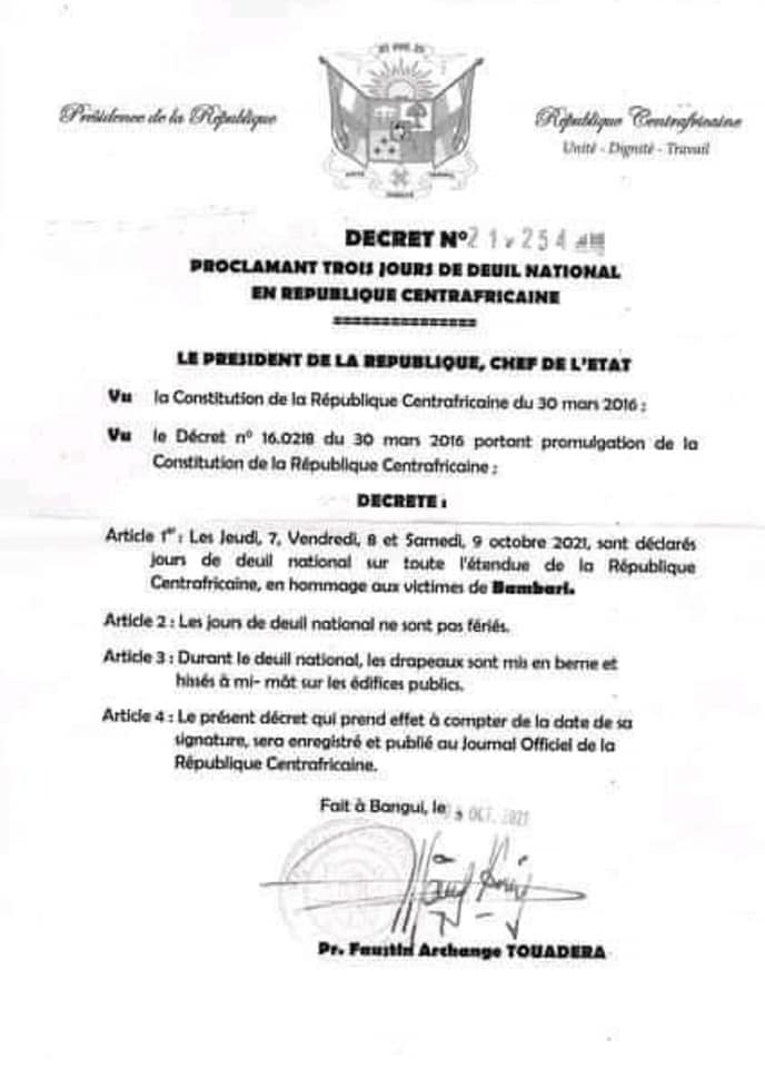 Slaughter in Matchika (Bambari) by CPCs some photos - Massacre à Matchika par des CPC, quelques photos.
#Centrafrique #CARCrisis #CentralAfricanRepublic #Centrafrica <a href="/NathaliaDukhan/">Nathalia Dukhan</a>