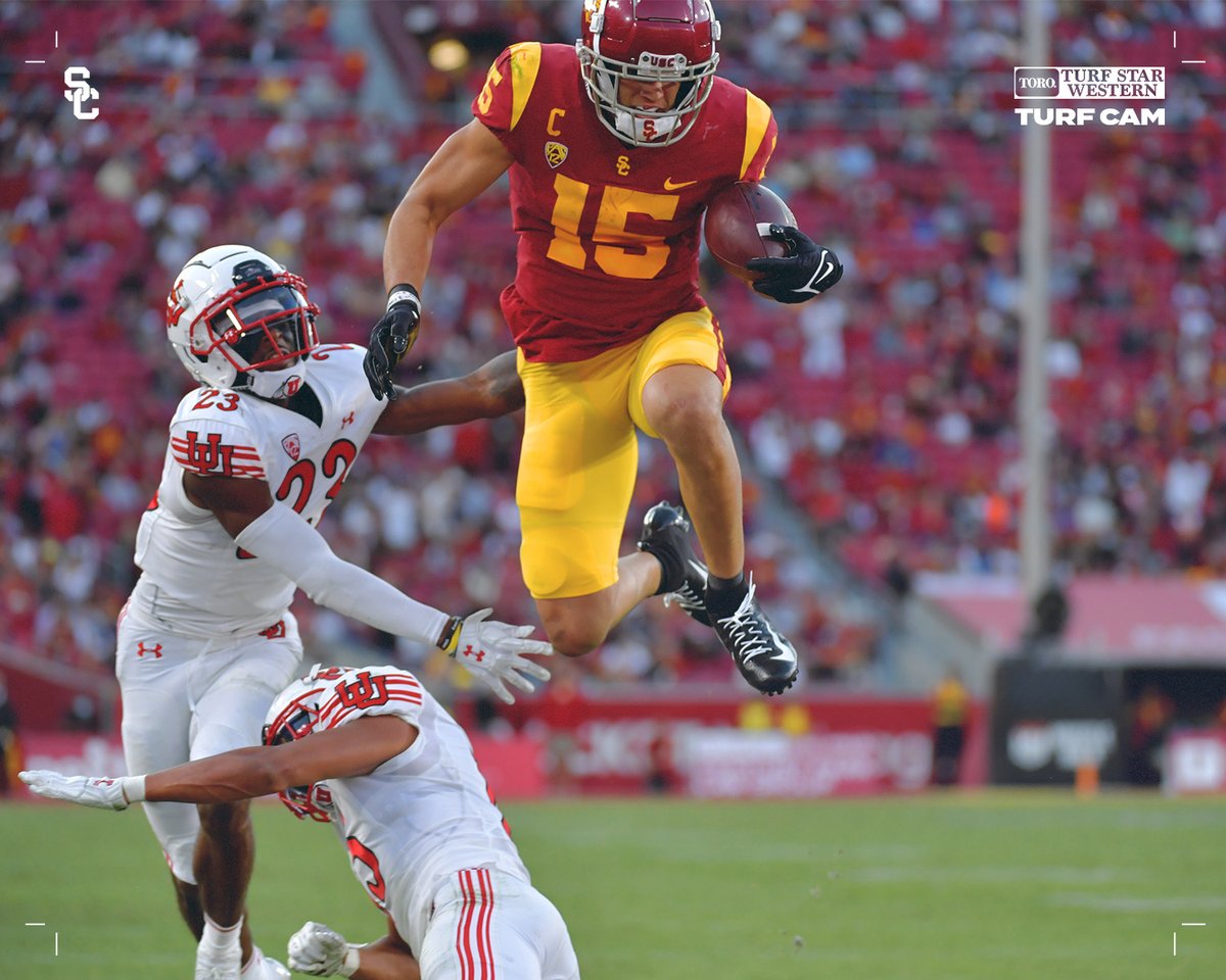 USC_Athletics's tweet photo. Another game, another London Leap.

#FightOn | #BeatTheUtes https://t.co/tFdXlIEYCf