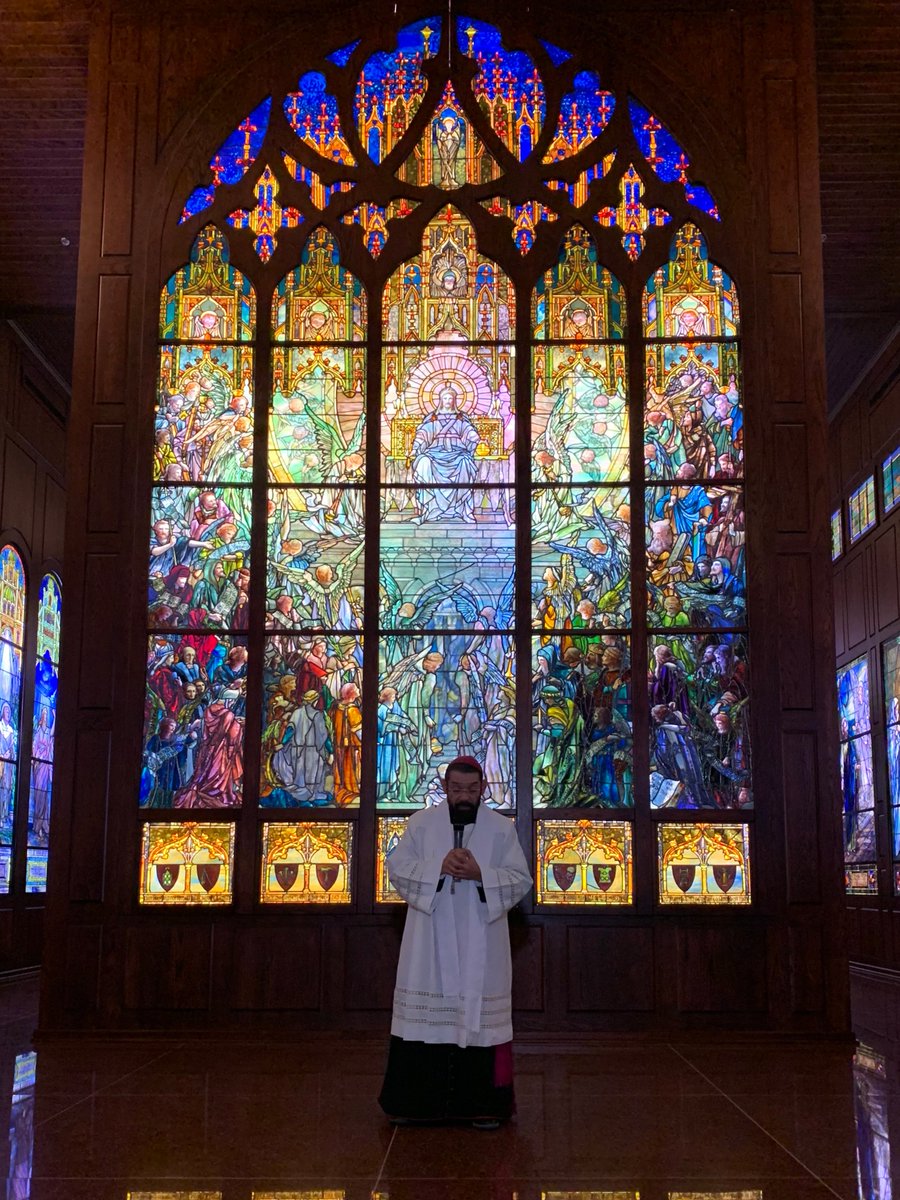 gelmanmuseum's tweet photo. While surrounded by various members of the community, elected officials, religious leaders, friends and loved ones, The Most Reverend Daniel E. Flores did us the honor of blessing the museum. Thank you @cityofsanjuan @CatholicRGV @SenatorLucio @MayorAmbrosio @J_VillalobosLaw https://t.co/eH9trgmo8D