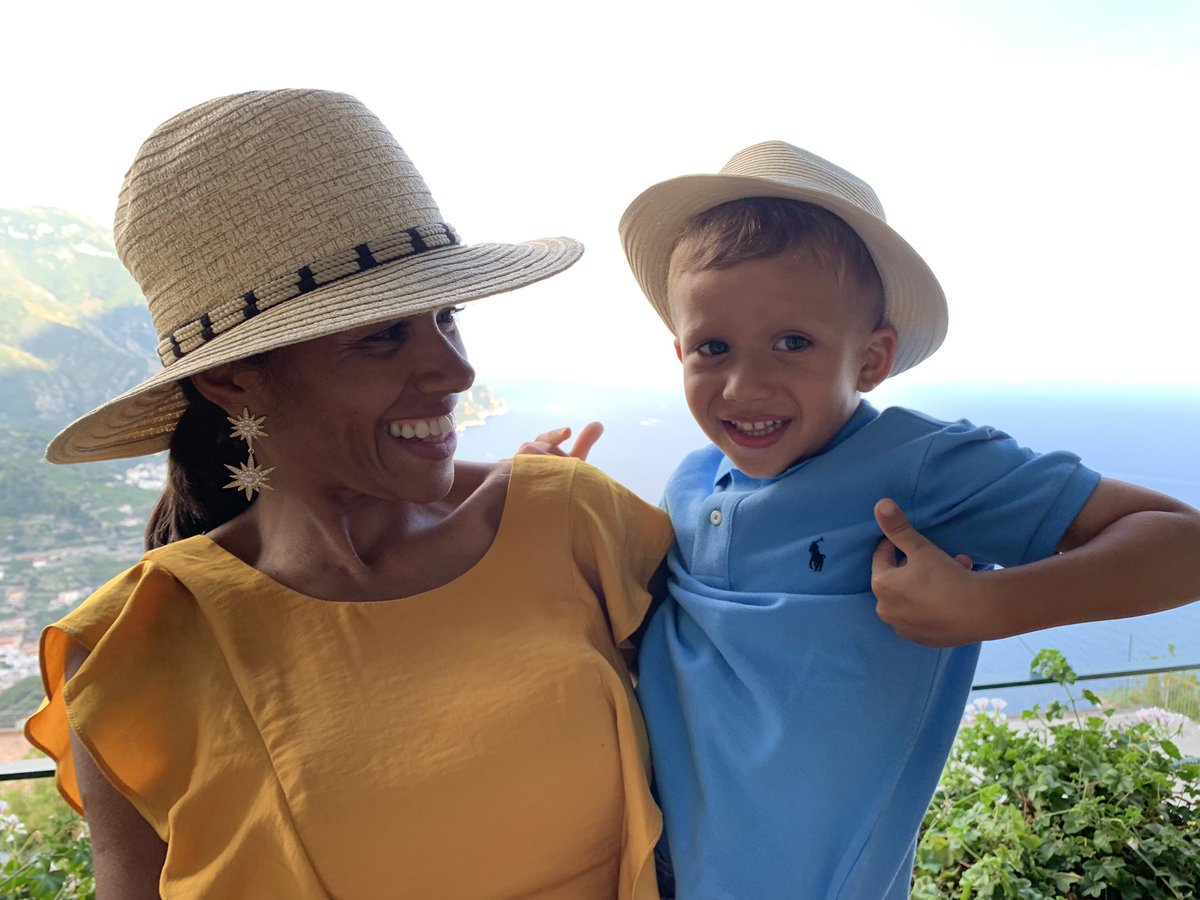 GHS_GAPrincipal's tweet image. Happy Birthday to Mrs. Green. The real MVP. Thank you for being supermom, superwife, and super teacher!