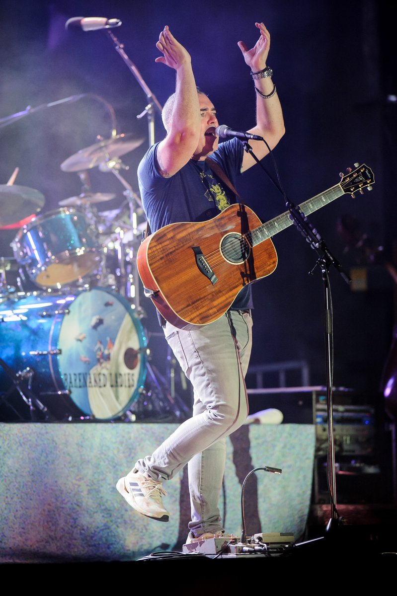 Two more things to cross off my bucket list.  Kim Mitchell and Barenaked Ladies.