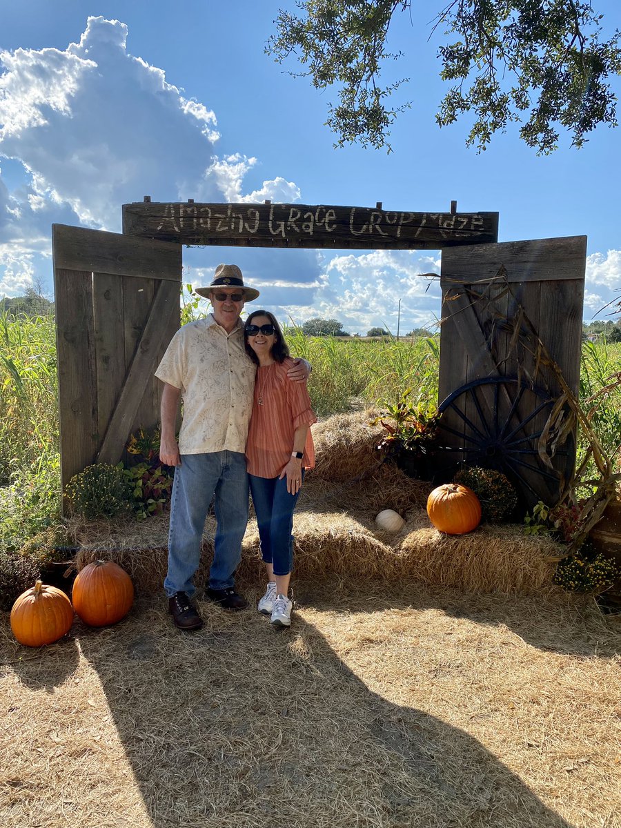 Such a fun time with family and friends at Amazing Grace Family Farms! The photos ops and weather were perfect! We loved the maze and all the activities! 🌽🧡🎃 <a href="/AGcropmaze/">AmazingGraceCropMaze</a>