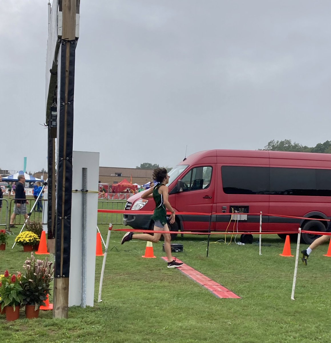 Hackett Cross Country tweet media