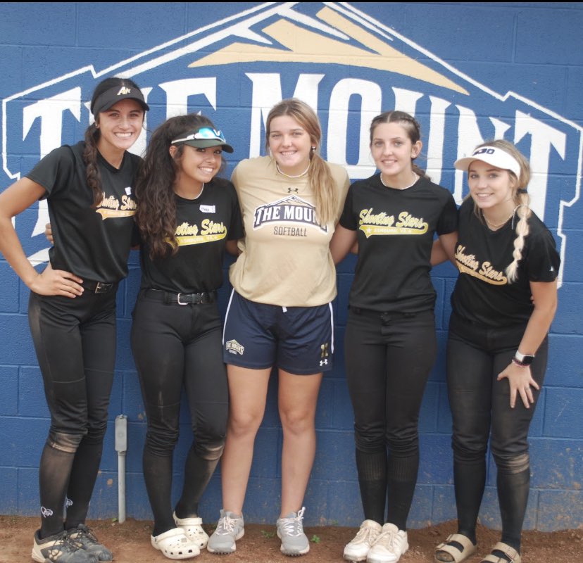 MayaAlvarez2024's tweet photo. I had a great time at the Mount St. Mary’s camp today alongside a few of my teammates! I learned a bunch of new hitting and outfielding drills i’ll definitely be using. I hope to be back soon!! @Mount_SB #mountsoftball https://t.co/RmFpAp9g8c