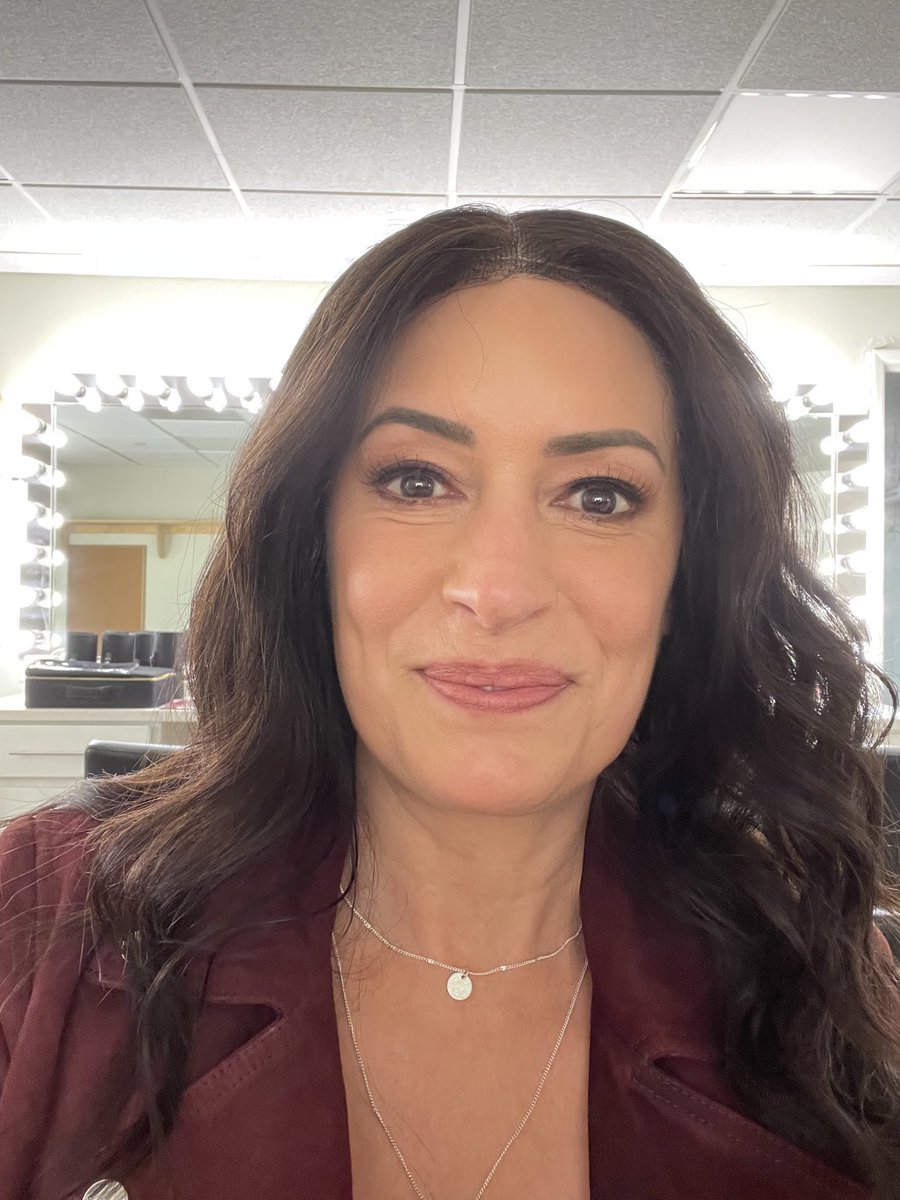 I’m cool if Hollywood doesn’t like my real grey hair ( I call it  “precious metals” ) as long as Hollywood loves a wig as much as I do.