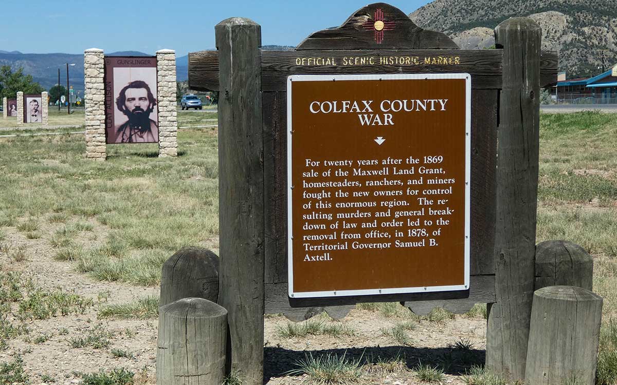 505Nomad's tweet photo. The Colfax County War was a range war that occurred from 1873-1888 between the owners of the Maxwell Land Grant in Colfax County and settlers - https://t.co/1RfGOcb8Wv
#rangewar #AmericanWest #history #OldWest #NewMexico https://t.co/sYdZX06Lw2