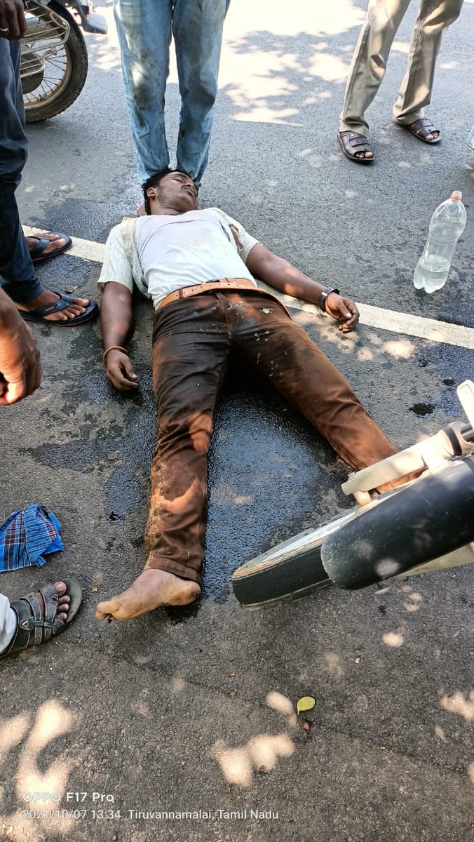 Saisund04591007's tweet photo. @mkstalin @FIDE_chess Gangman Trainee  Life 😭😭😭 Plz Support Our poor  family . Government @mkstalin @RajBhalajioffl I'm Believing New CM Sir @mkstalin https://t.co/7wVpNkIOhQ