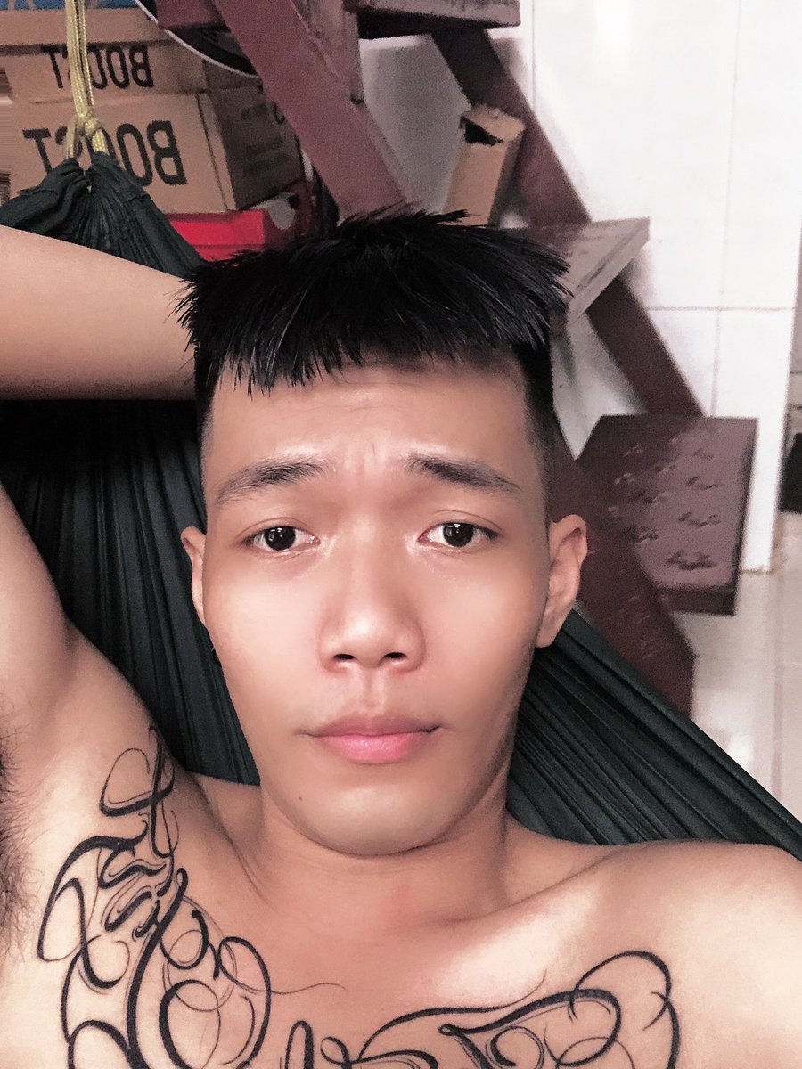 hhahahGh's tweet photo. Chào ngày mới các tình yêu https://t.co/BTYIqyfoGC